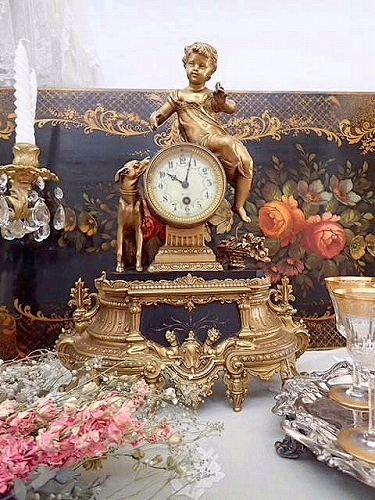 幻想 19世紀 天使のマントル置時計 - 薔薇と天使のアンティーク