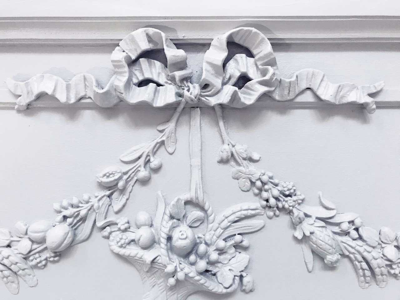 木製リボンガーランド装飾 ウォールデコレーションパネル - 薔薇と天使